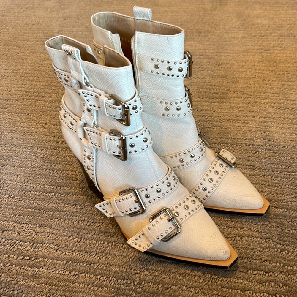 White and Buckle Boots with Silver Studs
